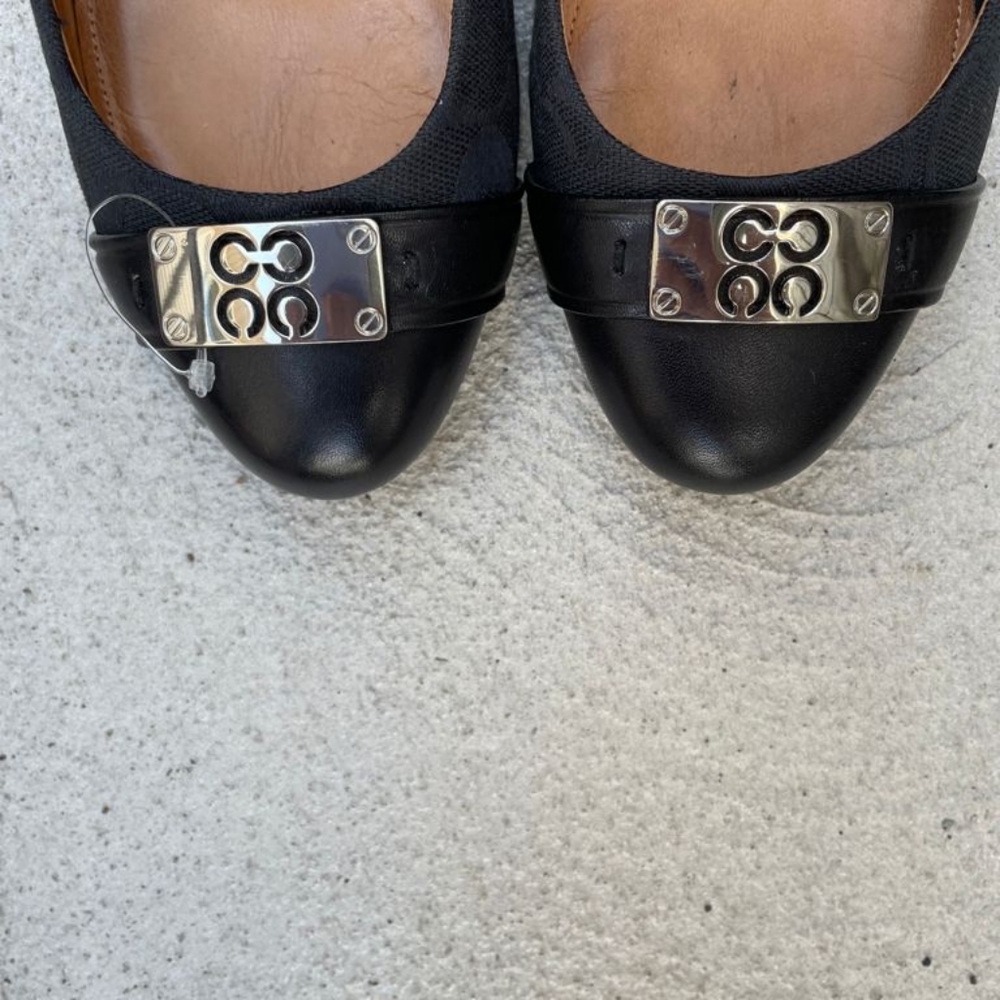 Coach CC Signature Pumps - Picture 2 of 5